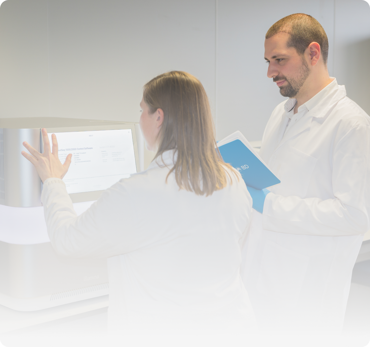 Personas trabajando